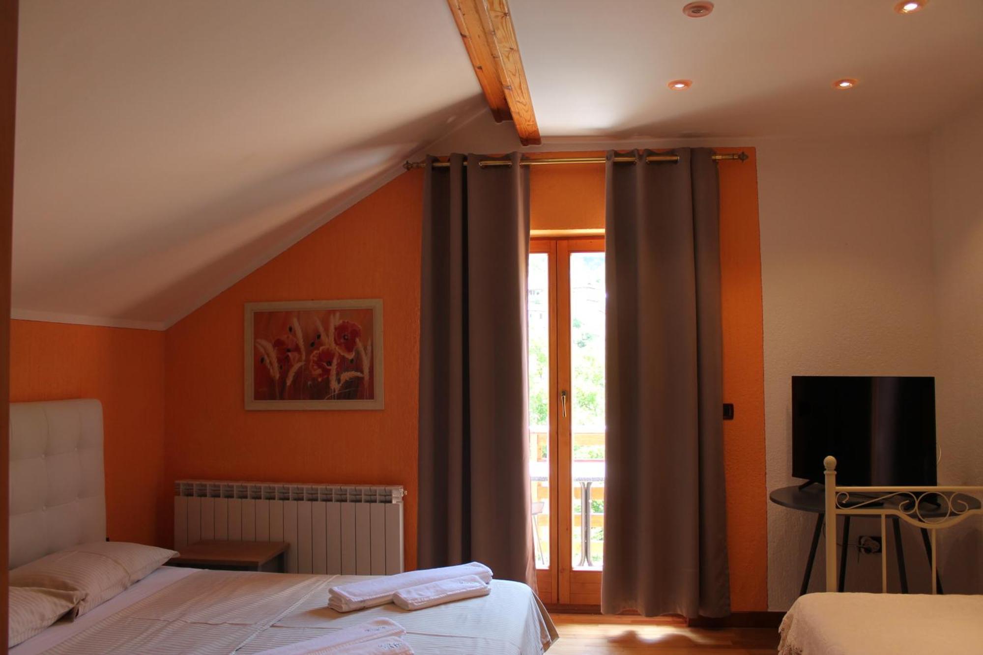 Hotel Tutto Galicnik Phòng bức ảnh