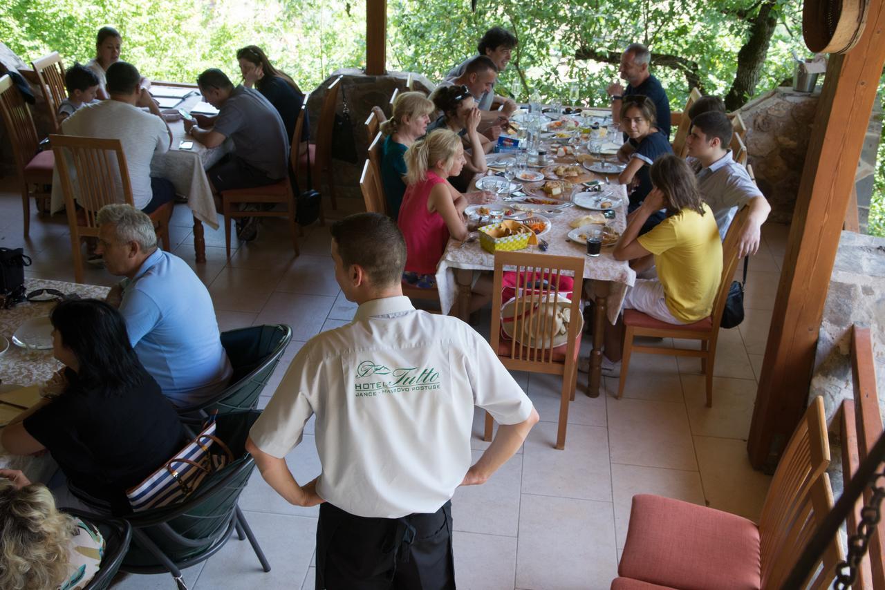 Hotel Tutto Galicnik Ngoại thất bức ảnh