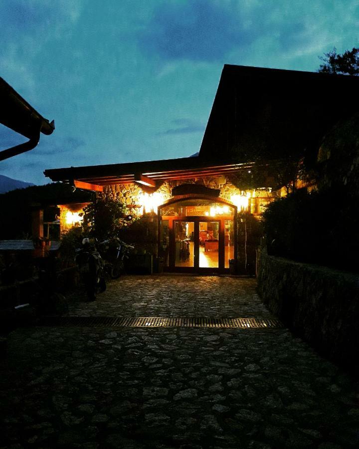 Hotel Tutto Galicnik Ngoại thất bức ảnh